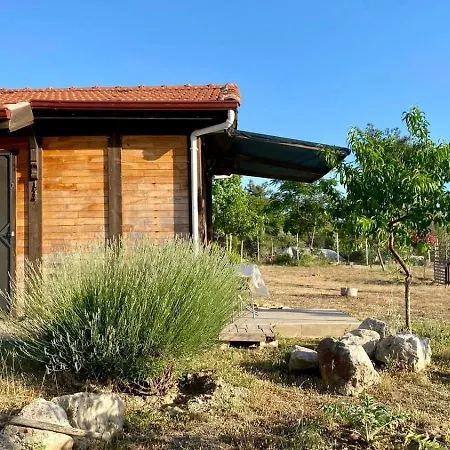 Nyaraló Karmi Apart House *